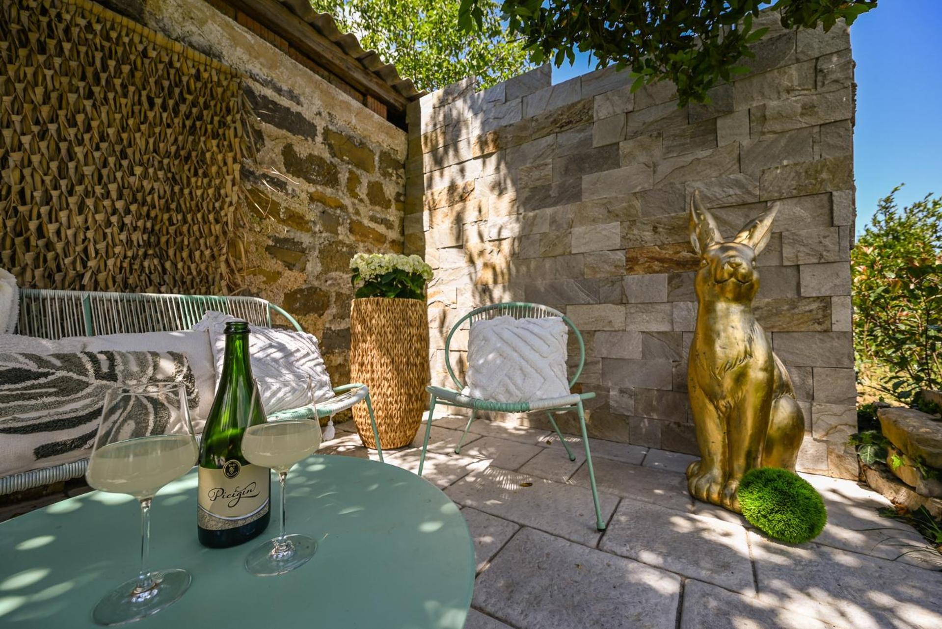 Medanni - Boutique House In Nature With Pool Изола Экстерьер фото
